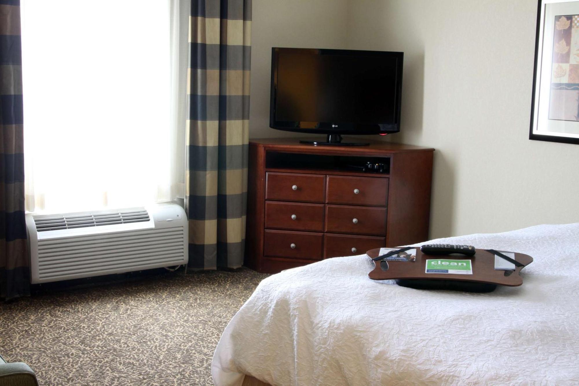 Hampton Inn & Suites Падака Экстерьер фото